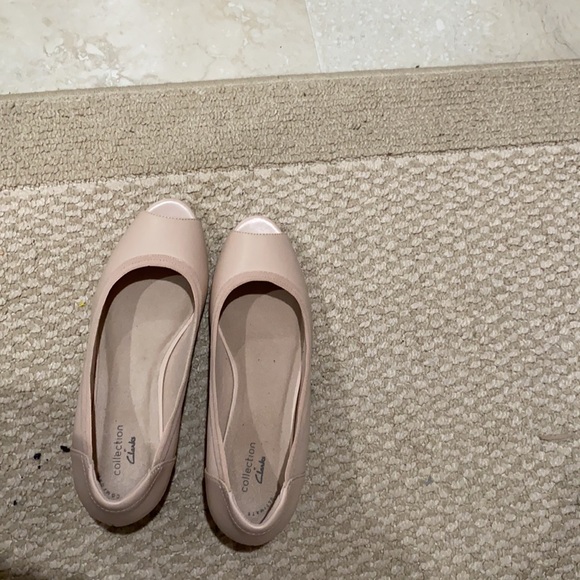 Beautiful low platform elegant shoes,size 8 or 39 - Picture 5 of 5